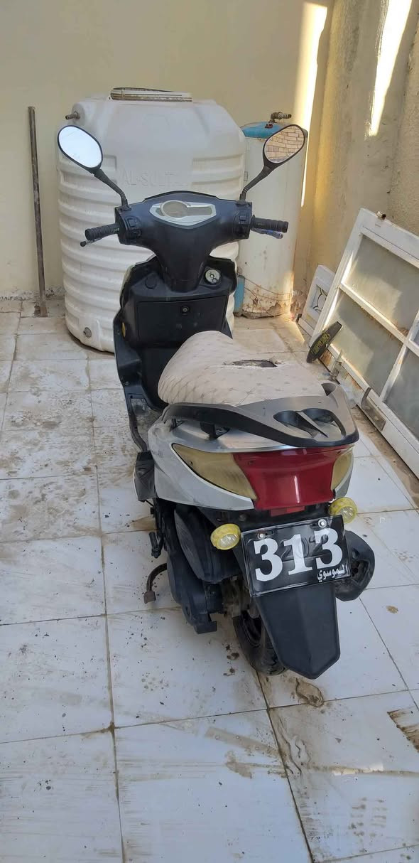 دراجة سكنس فول مواصفات حساس أستاند جانبي وبصمة وأشارة رباعية بيها ورماش عالي ناصي وكلشي كامل بيها كهربائيات كلشي شغال بيها بصمتين وأسويجين وشراي موجود خاص وهذا رقمي *********** مكاني ناصرية/ قضاء الشطرة الشطره, ذي قار
