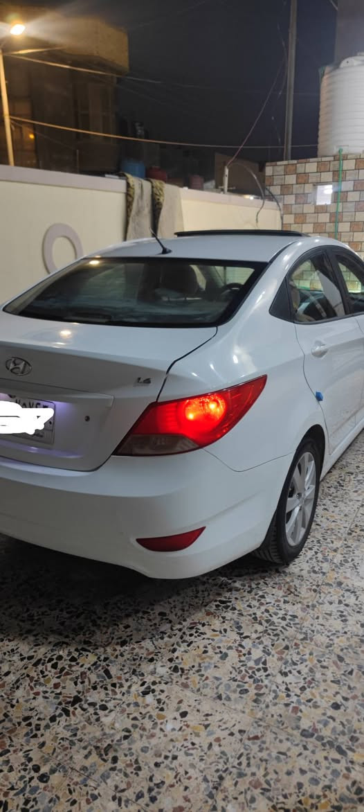 اكسنت خليجي 2014 كفاله عامه 
فتحه مكينه 1600
السعر 110
***********
