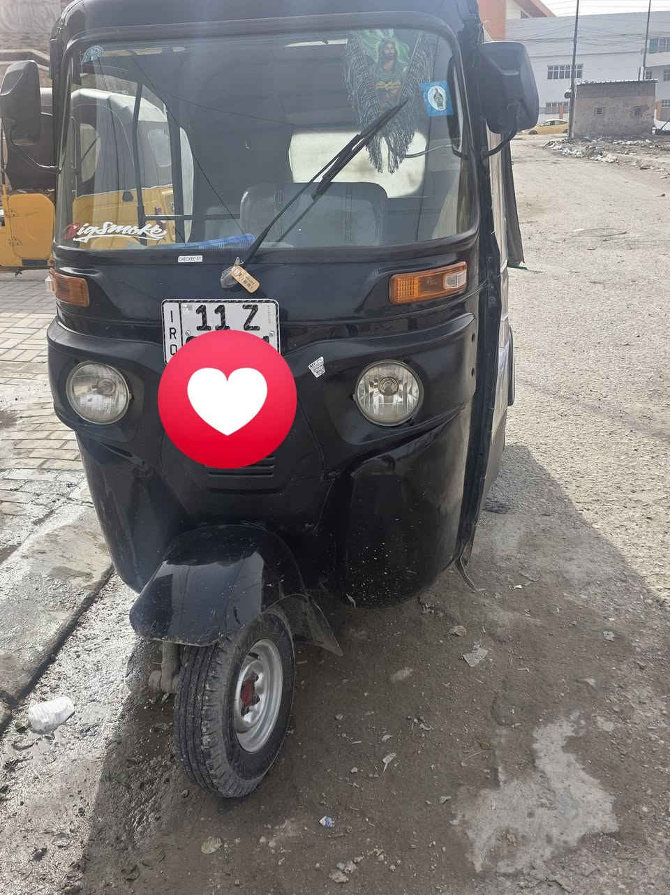 سلام عليكم تكتك البيع مديل 22شهر 8تكتك جاهزه ونضيفه مكينه مكفوله ولباقي كفاله من عده لغد حار ولباقي مكفول مكان بغداد الحسينية يم سوك زغير رقم ***********
