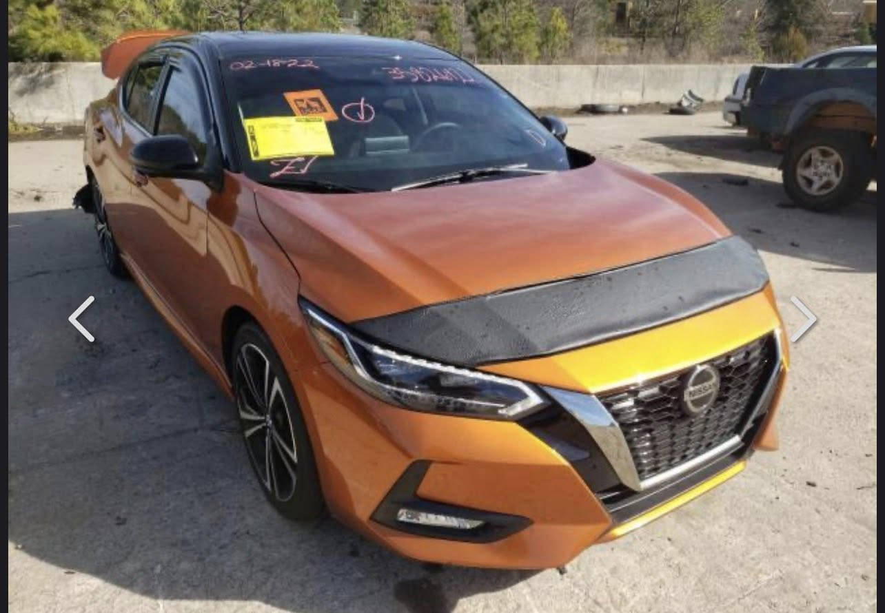 سنترا 2021 SR فول مواصفات 
حادث خلفي بسيط و سونار موجود 
السيارة كفالة عامة فقط صبغ نص جاملغ خلفي و نص قبق جنطه مال الحادث 
كير مكينة تبريد كلشي بلادي و مكفول 
ماشيه 63mi
رقم اربيل تحويل او وكالة 
السعر 139$
 
***********
