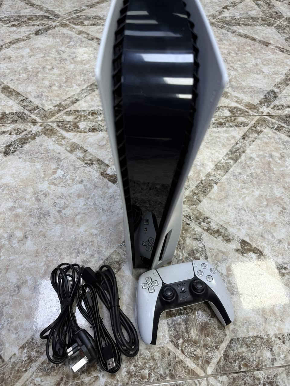 PS5 FAT
بلي فايف فات للبيع
مامفتوخ كامل الملحقات اصلي نظيف جدا
السعر ٦٤٠ الف
مكان محافظة اربيل متوفر التوصيل لكل العراق


**إذا كنت صاحب هذا الإعلان وتريد حذفه لأي سبب، رجاءا أرسل رسالة إلى الدعم الفني**