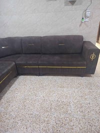 ديوان • ٧ أمتار • جانب أيمن