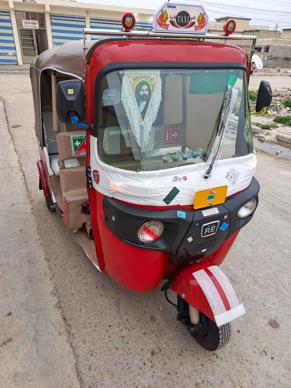 سلام عليكم تكتك للبيع موديل 2017 شهر 10 أوراق المصطفى تكتك جاهز خير من الله العنوان بغداد الكماليه السعر 3400 وبيهه مجال الهاتف *********** ما متوجد ع خاص
