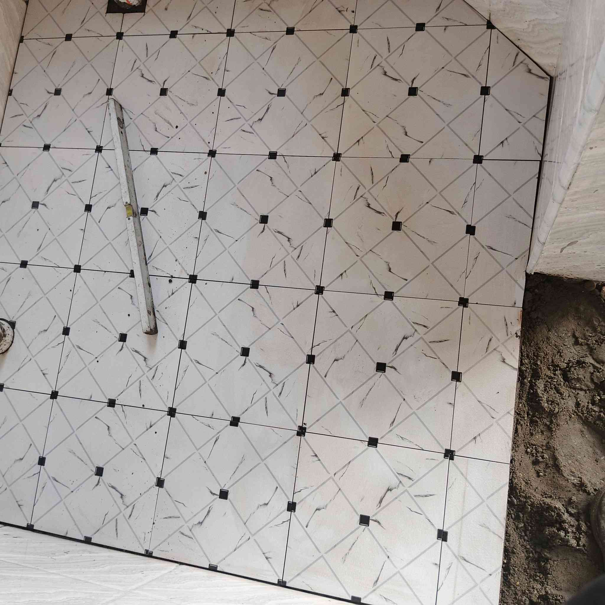 من فضل الله وبحمده
واثق الخطوه يمشي 1000

جزء من اعمالي في الشرقاط الحبيبه 👇👇

كادر سيراميك بورسلين بانواعه 

اليحتاج شي يتصل او واتساب  واي استفسار او خدمه اني حاضر 

***********
