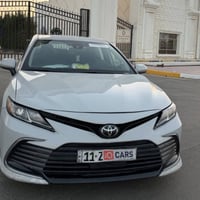 كامري 2023 وارد أمريكي حادثة جنطه فقط  فئة LE ماشية ٤٣ ميل سعره 175$ ا...