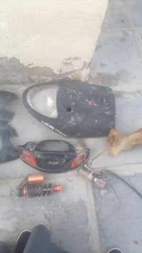 قيم وخذ • قطع غيار • سيارات