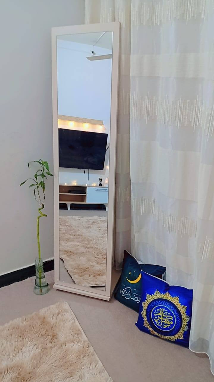 غرفه تركيه للبيع الناصريه الصالحيه شارع العروبه جديده زلغ ما بيها السعر 1,200 الشراي يتصل‏‪0782 751 8485‬‏
