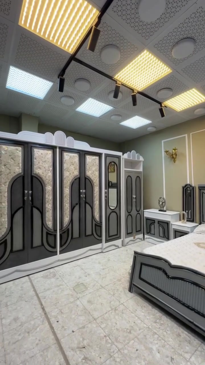 حصرياً الموديل الجديد والمميز

💖 السعر مليون   + طابورية هدية 💖 

يوجد قطع اختيارية اضافية حسب طلب الزبون..
شازلون مخزن 75 الف 
شازلون مقعد 50 الف 
دوشك 150 الف.. 

غرفه نجاره اقتصاديه 🛌

الكنتور ارتفاع 240 طول 320 

مع الزاويه مجموع الطول 4 امتار 

السمك الخارجي للغرفه 5 ملم انديف

والسمك الداخلي 3 ملم معاكس ابيض

متوفر توصيل وشد داخل بغداد 🍒

متوفر توصيل وشد لكافة محافضات العراق 🇮🇶

ملاحظة// لايوجد استبدال.. لايوجد تجهيز موديلات حسب الطلب... لايوجد نظام اقساط..لايوجد بيع قطع مفردة..


**إذا كنت صاحب هذا الإعلان وتريد حذفه لأي سبب، رجاءا أرسل رسالة إلى الدعم الفني**