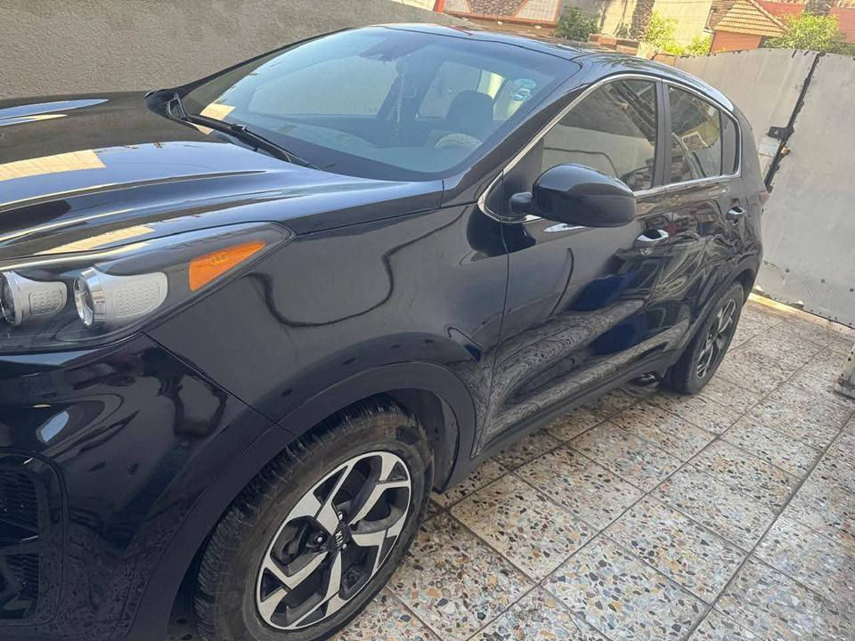 كيا سبورتج وارد كلين تايتل.  اسود ملكي
٢٠٢١
ارقام اربيل
بدون حادث
بدون داخل
بدون صبغ
بجم كبس
كفله عامة 
على وضع الشركة
الاتصال او واتس *********** بغداد, العراق
