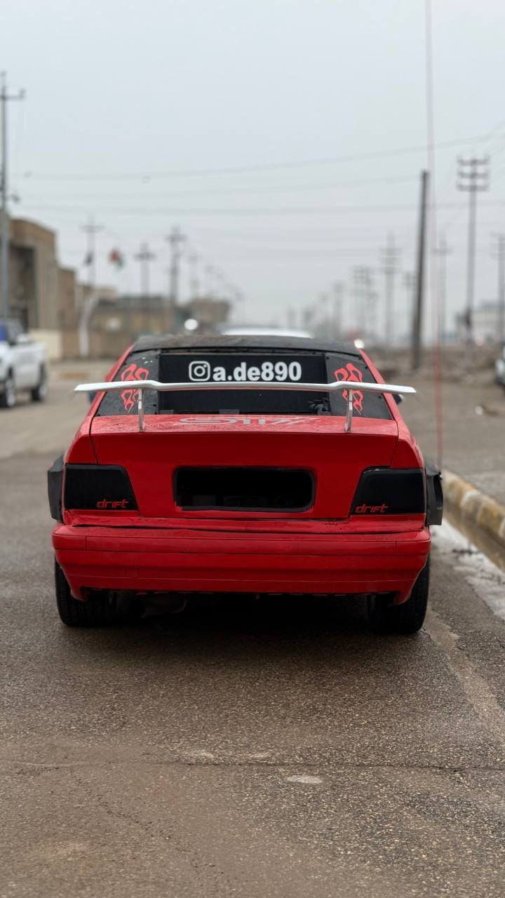 السلام عليكم للبيع bmw حجم 330 سيارة استعراض درفت مكينة 8سلندر حجم 44 مكينة وكير جدد مكفولات سيارة مزودة ومعدلة بالكامل سيارة جاهزة بدون اي نقص تخم تاير وباتري جديد اكسل قفل وحدادية معدلة بالكامل السعر55وبيهة مجال رقم بغداد مكاني واسط /الكوت باقي التفاصيل اتصال عل الرقم ***********
