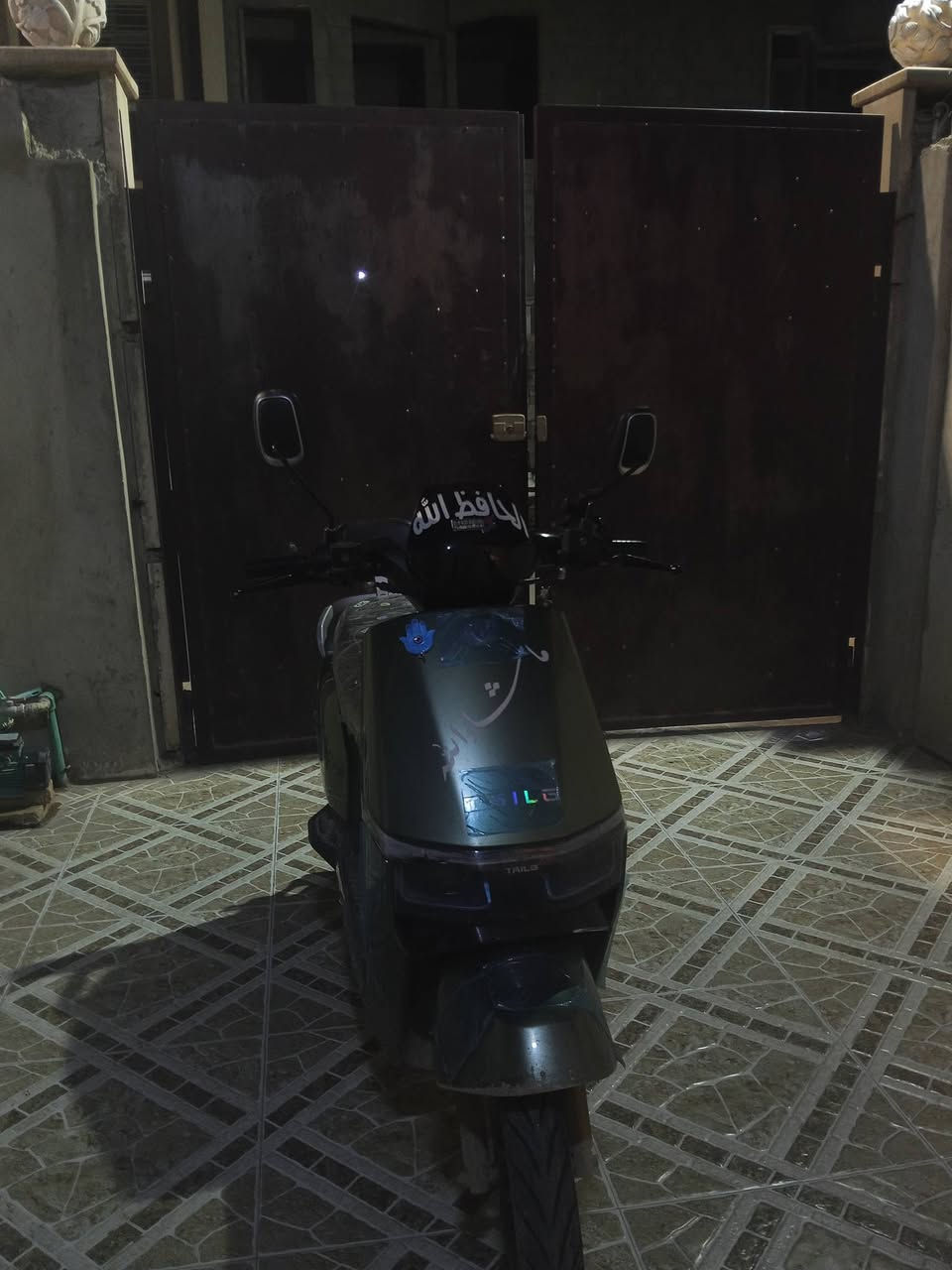 سلام عليكم 
ماطور شحن للبيع 
النوعيه تايلنج جديد
شرط بصمتين وسويج 
ثلاثه نمر 
لايت زينون عالي ناصي 
اشاير شغلات
الماطور جديد مامتعوب 
السعر 950وبي مجال بسيط
للاتصال ***********
بي واتساب 
***********
