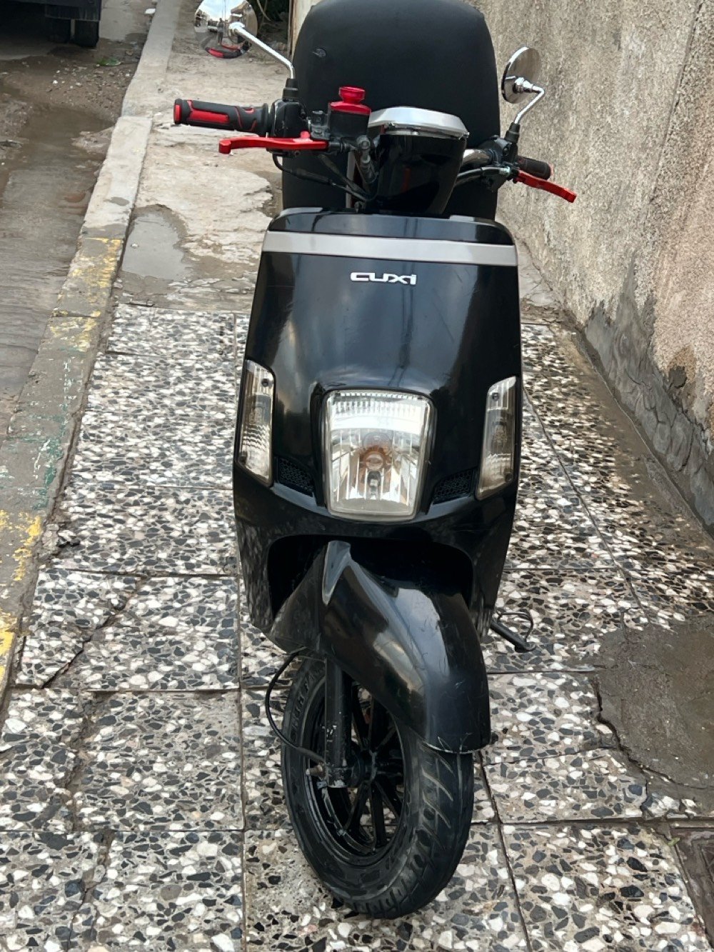 دراجه ماكس بوليس مصره نوزل مكاني بغداد الدور الدراجه نضيفه كهربائيات كله شغاله نكره سلف