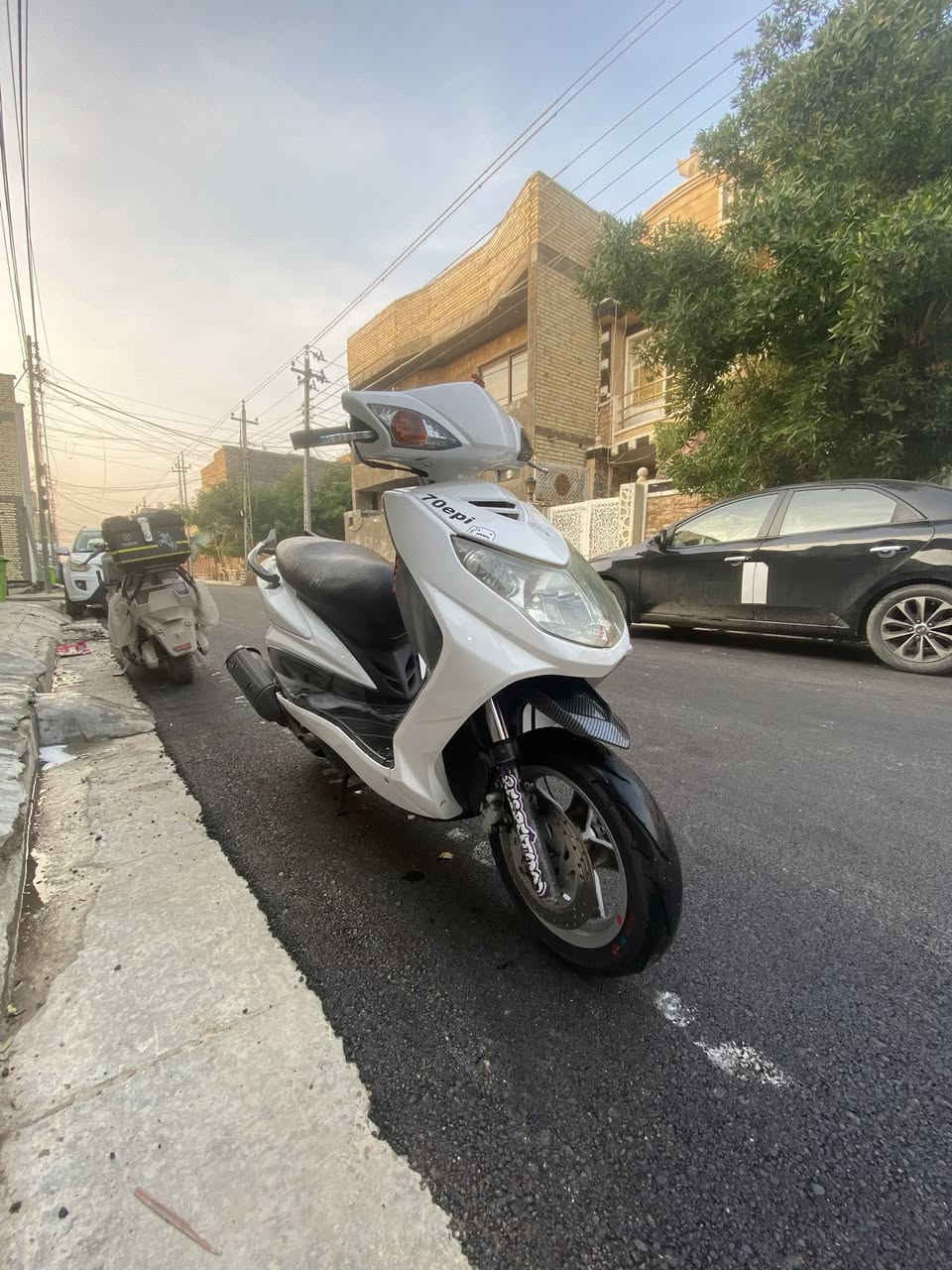 سلام عليكم سكنس فحل للبيع الدراجه مكفوله مكينه وبيها تزويد بسيط للي بخاطره هاذ رقمي***********
