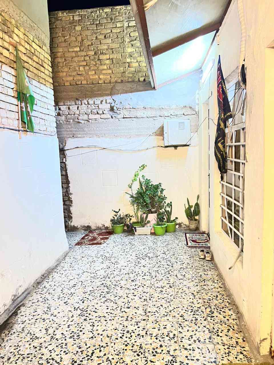 بيت خلفي للبيع مساحه ١٣٠ م
المنطقة الكمالية
 قرب المستوصف شارع المركز  الكمالية
الاستفسار ع رقم ***********
