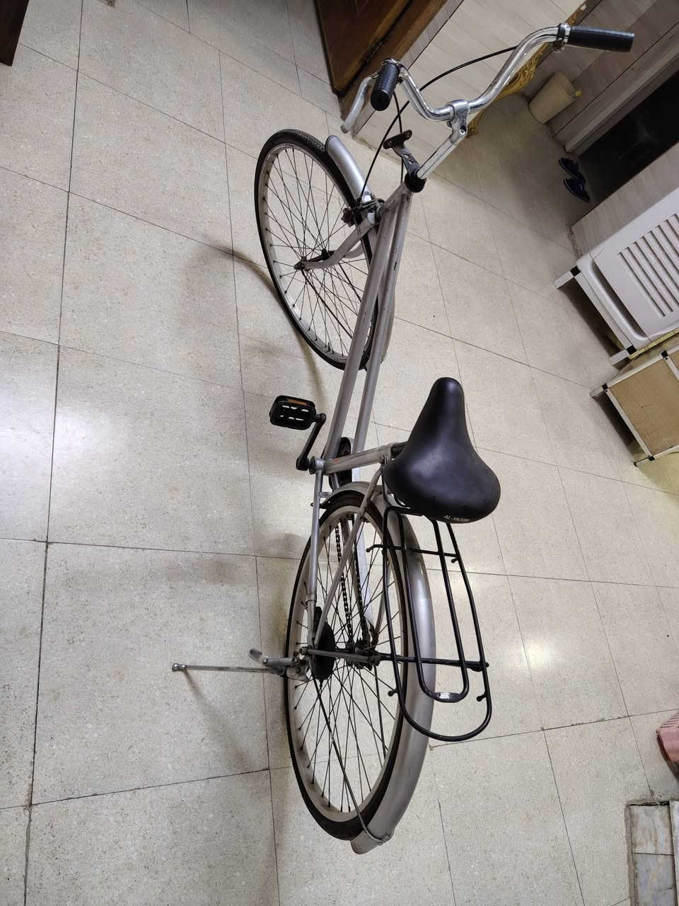 بايسكل للبيع سعر 90
الف... بي مجال قليل... الاستفسار على الخاص


**إذا كنت صاحب هذا الإعلان وتريد حذفه لأي سبب، رجاءا أرسل رسالة إلى الدعم الفني**