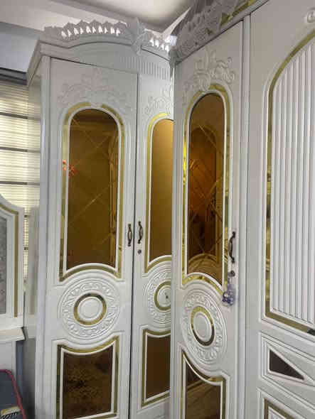 غرفة نوم عراقي للبيع نضيفة كلش
العنوان ام الكبر والغزلان
السعر مليون ونص
الرقم ***********
