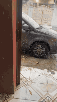 دوج كرفان للبيع 🫶🏻 ✈️🇺🇸
موديل 2017
اللون نفطي 
ماشيه 138 الف وقابل للزياده
________________________________

مواصفات se
كامرة 📷
فرس وسطي
شاشه اندرويد 🖥️
جام 6 كهرباء
تبريد 3 قطع ❄️
كشنات سياحي منفصل + بلع
بيها دوشمه جلد
الارضيات تغليف جلد
________________________________

حادث السياره موضوح بالصور 
قطعتين صبغ (جاملغ الخلفي و جاملغ امامي) + باب سلايد تبديل
_________________________________

السياره عليها ادامه  صدر امامي + خلفي
_________________________________
📍 بغداد 
الكاظميه & القاهرة
 📞 *********** 
السعر المطلوب 150 وبيها مجال بسيط
