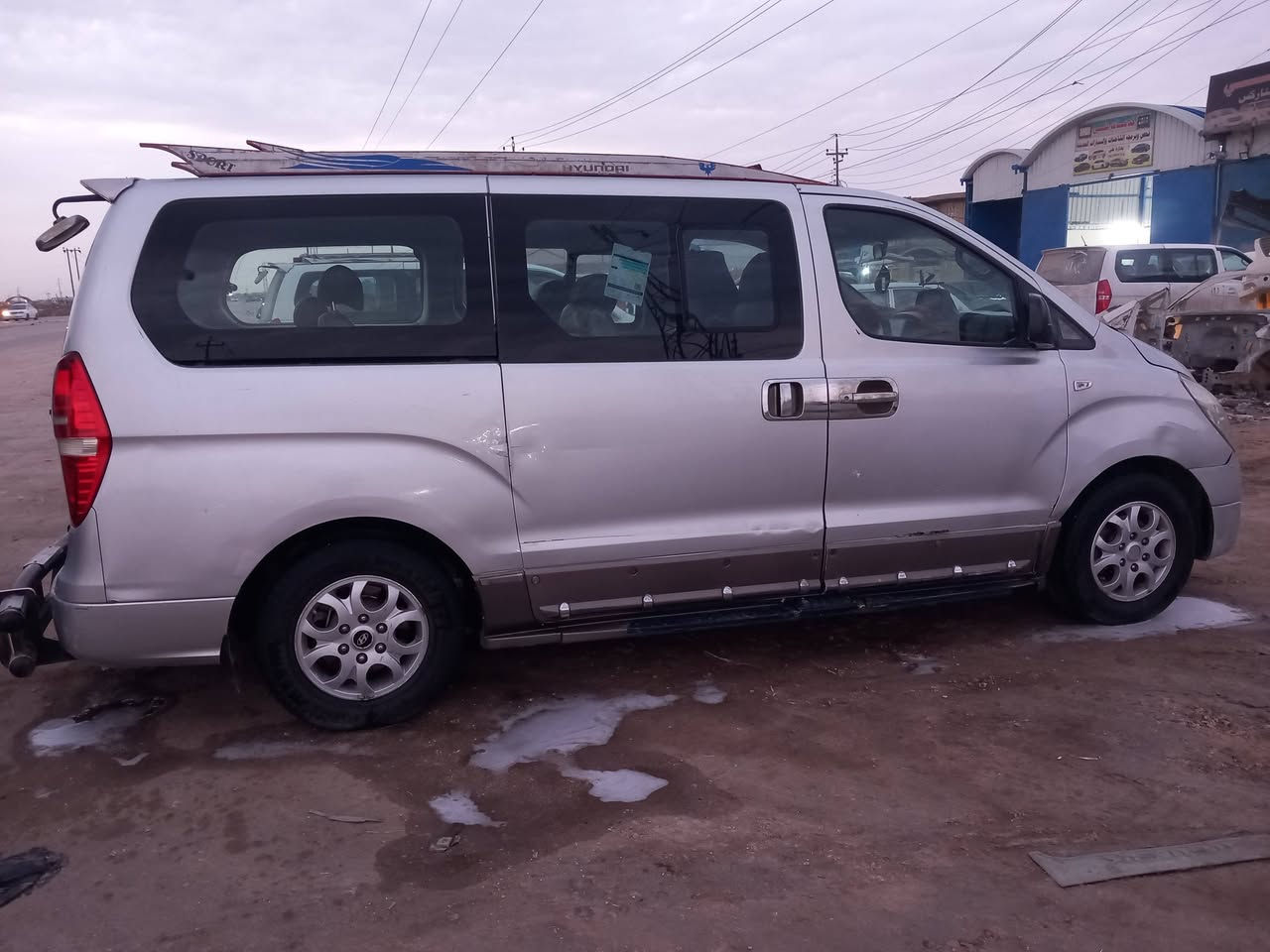 سلام عليكم 2010مسكر أصل كير عادي سياره جاهزه من كلشي طخم تاير حداديه تبريد منظومه جديده مكينه كير جدد شرط بيه رش جاملغ الخلفي فقط صبغ بدون ظربه سنويه 2027 شرط التحويل سعر 132وبيه مجال لستفسار *********** عنوان ناصريه سوك شيوخ
