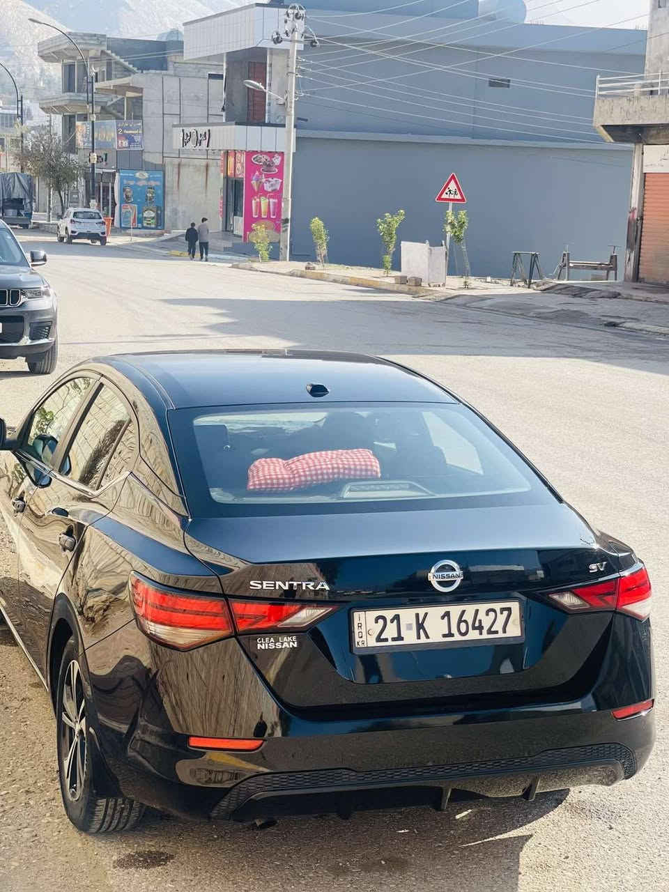 نیسان سێنترا مۆدیل ٢٠٢١
سەیارەکە بێ مەسرەف و نوقستانییە  گێڕ و مەکینەی بەشەرت 
مواسەفات ڕاداری پێش و دواوە خەتی جادە مۆدی ECO و SPORT بۆیاغیش تەنها ئەوەی سۆنەرەکە دیاری کراوە هەیەتی سەنەوی تا مانگی ١٠-٢٠٢٧ تازەیە 
***********—*********** السليمانية, العراق
