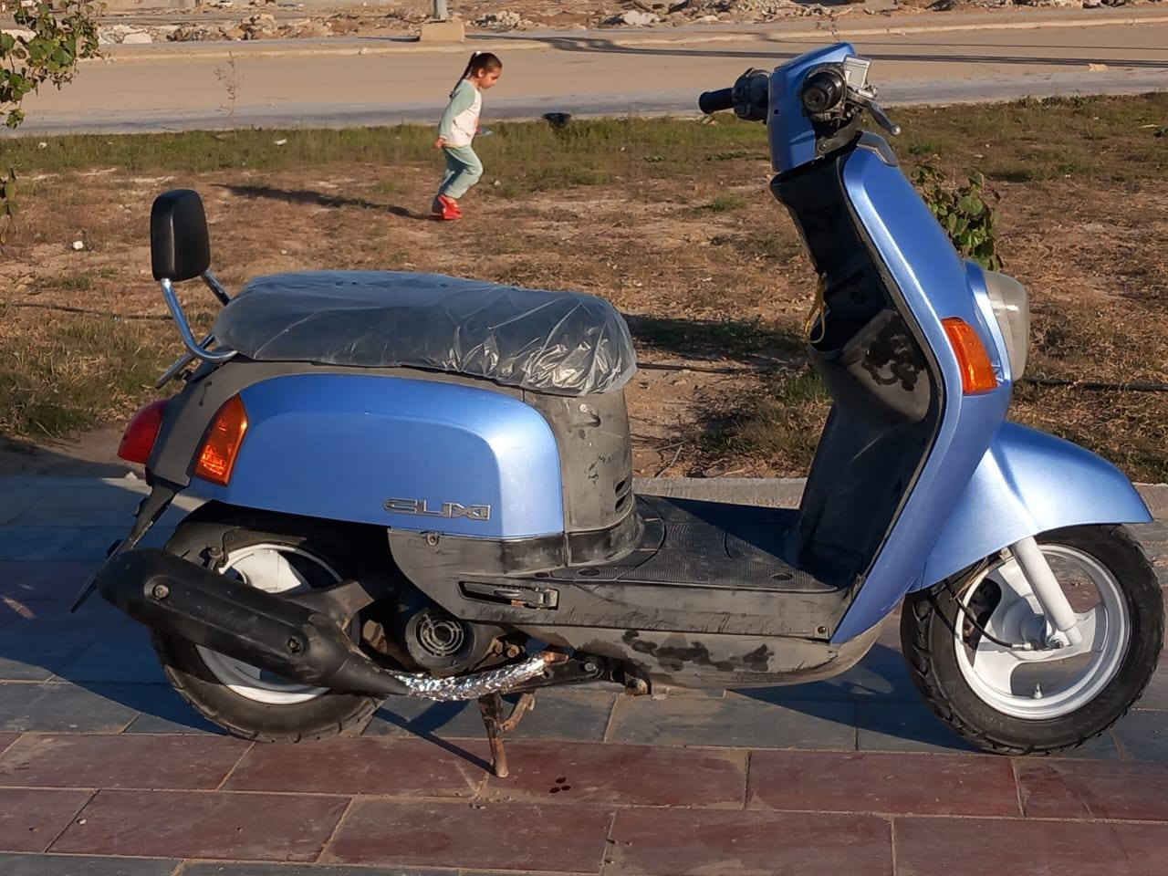 سلام عليكم ماكس بوليسي البيع موديل 2007 دراجه احله من الصور مكفوله شلعه معدل فولل مكاني كربلاء فريحه ***********
