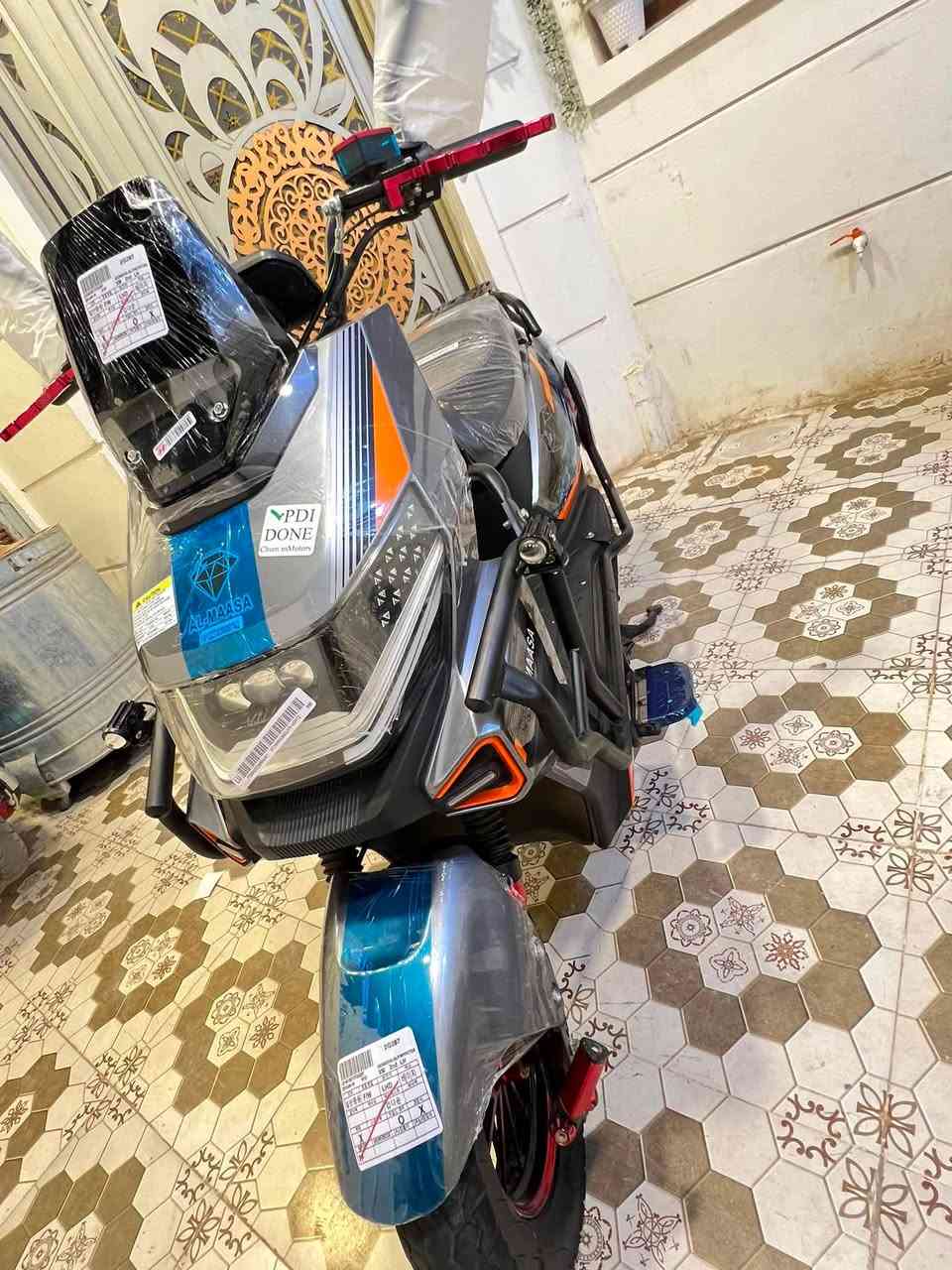 السلام عليكم
دراجه شركة الماسا 💎 الاباتشي 
موديل2026
موطور بالكارتون جديد
(اخو الزيروو مستخدم شي قليل مكفول حته من شخط ...)
(بطاريات عدد 6 على فحص ) 
فول مواصفات  «ملف 3500W» 
(نظام  R) (نظام P)
(مخرج شحن USP) 
(سرعة 99) (سرع 4)
(مثبت سرعة) 
لايت زنون عالي ناصي 
اشاير يمنة يسرة دبل اشارة
السعر 725وبي مجال
الموقع داخل الرمادي
الاستفسار :***********

