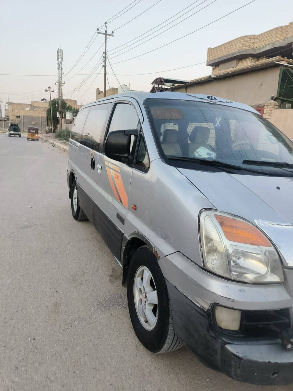 السلام عليكم  للبيع بتره 8 راكب ة مديل 2007  مسكر  اصل  مكينه وكير جددد ماطالعه ولاسفره بل مكينه سياره جاهزه تبريد ثلج❄ تخم تاير وي سبير جدد حداديه جديده دوشمه بنيد جديد  ضربتها واضحه بصور بدون تعمير  باب  جنطه وشويه بصفحه وشويه خسفه بل قماره  سياره مكفوله اصولبات وعيب شرعي  رقم صدامي التأميم ب اسمنه
( مكان  ذي قار  قضاء النصر ) ***********
