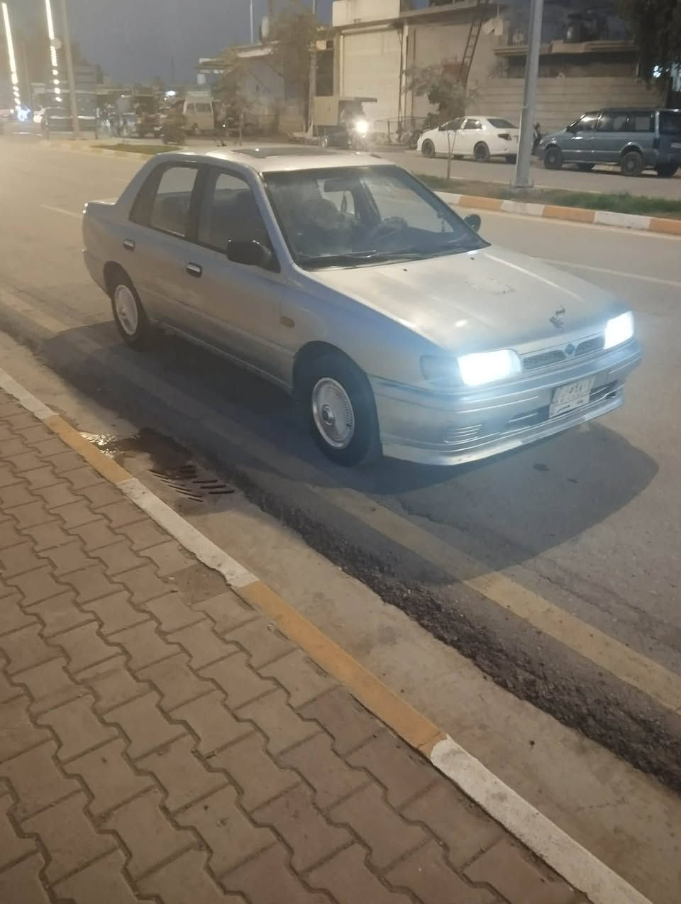 سلام عليكم نسيان سني ياباني  البيع سعرهه ٣٠ وبيهه مجال رقم بغداد وترهم مروس سياره بديالى ***********
