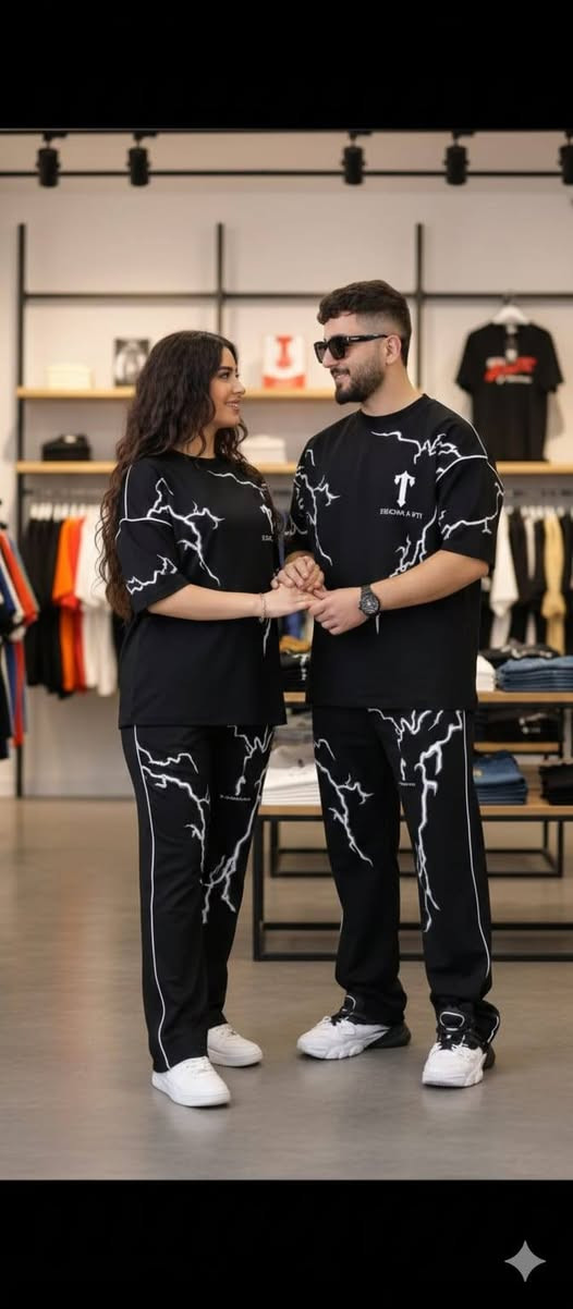 تنورونه حبايب كلبي 
تراك رجالي  قماش ليكرا قطني  القياسات من L لحد 3 إكس لارج لحد وزن ١٢٠ يتوفر توصيل 
الحجز مراسلة الصفحه او تنورونه المجمع عنوان المجمع العنوان حي العسكري الاول شارع اسواق طيبه مقابل سنتر جود كوزمتك حيدر الرقم ***********
