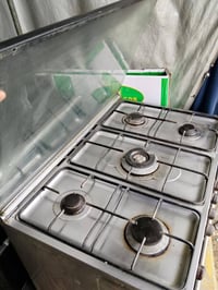 عشتار • فرن