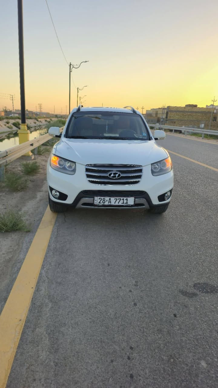 السلام عليكم
سنتافي موديل ٢٠١٢ فول مواصفات...جاهزه 
مكفوله عدا بارد كلش قليل سياره مال جناي نضيفه كلش رقم نجف مميز تحويل مباشر مكينه مامفتوحه ٦ سلندر السعر ١٧٠ اوبيه مجال...للمعلومات اتصل على الرقم 
***********
مكلف بالنشر

