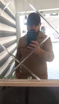 شباب موجود • حجز مفتوح • شارع ١٥