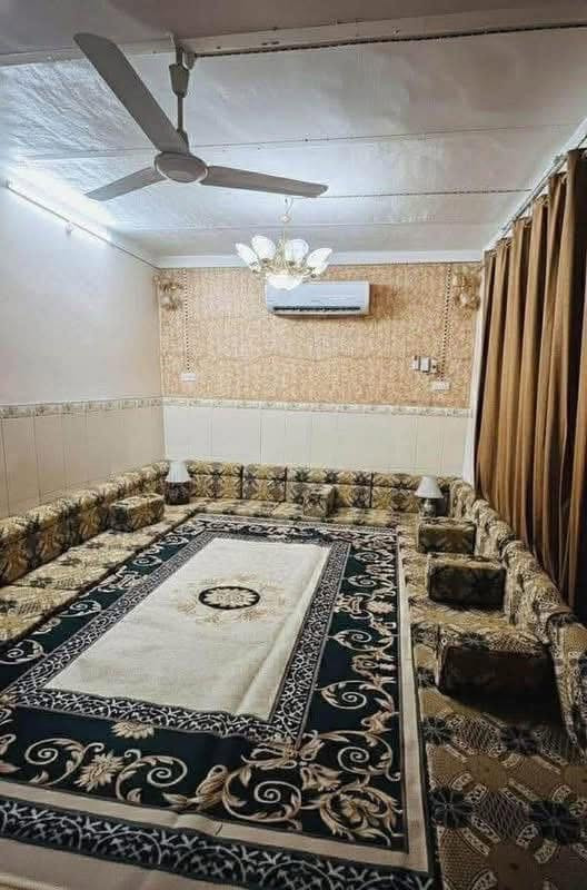 طابو صرف بالطابو 170 واقع حال 210 
بدايه السايدين قرب السيد مجيد 
شارع تبليط مال البيت وكافه الخدمات #متوفره 

بي محل خارج من البيت وطارمه وبراني معزوله وحمامات داخليه وخارجيه وغرفتين اكبار واستقبال/ طابو صرف غير محجوز #حر

للاستفسار ***********
او راسلني خاص
