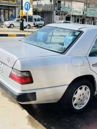 مرسيدس دب • ٣٠٠٠ • مكفولات