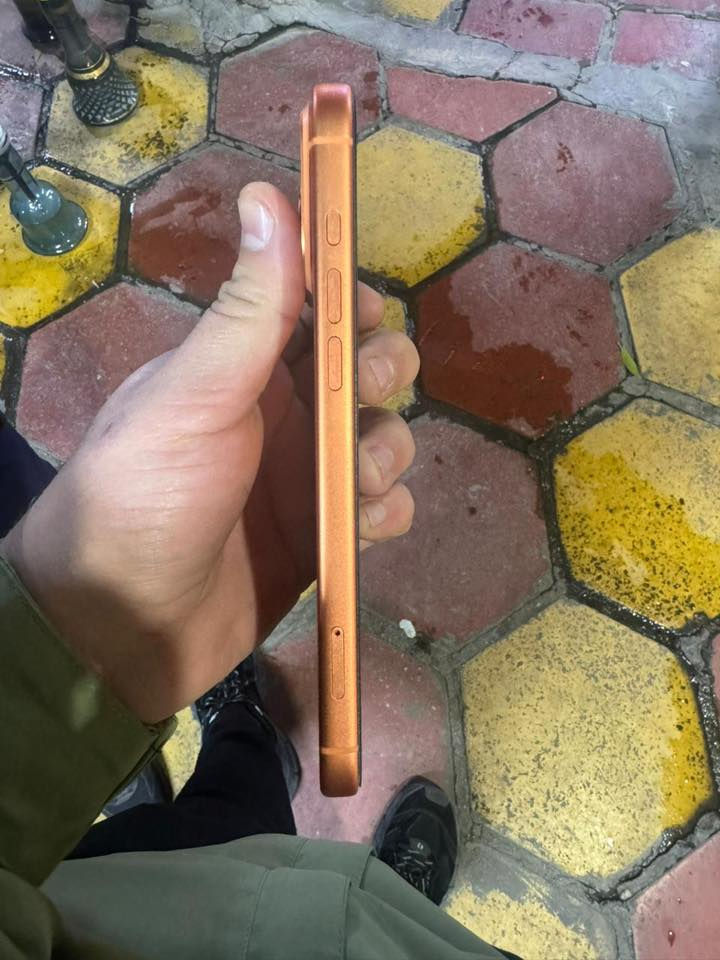 السلام عليكم
ايفون 17 برو ماكس 
شريحة 
شرق اوسط 
مشحون فقط 38 مرة
جهاز جديد الله شاهد صار تقريبا اسبوعين فقط 
سعرة 2150
للاستفسار
***********
