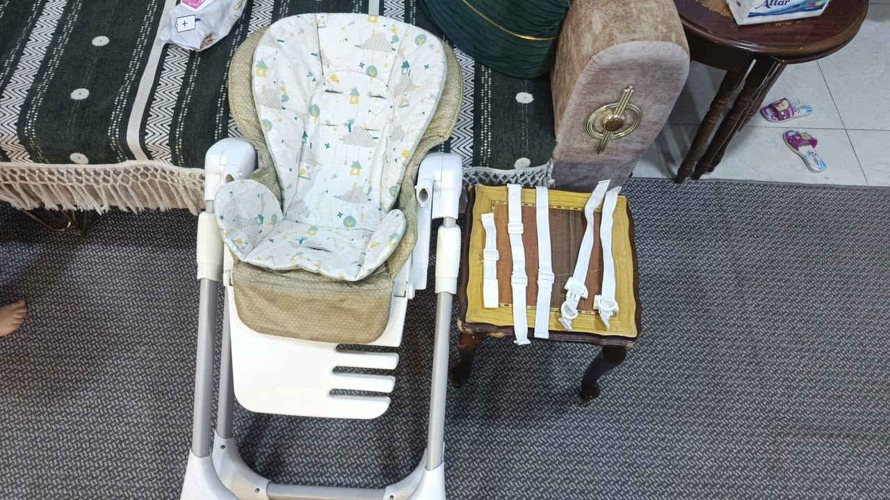 سلام عليكم كرسي اطفال للبيع  نوعية ممتازة  ماركة JOIE _ السعر ٥٠ الف وبي مجال الكرسي نظيف حيل يعلى على مسوتيات وينصى هم مستويات  والظهر ينام ٣ مستويات  مواصفاته حلوة مكاني بغداد ***********
