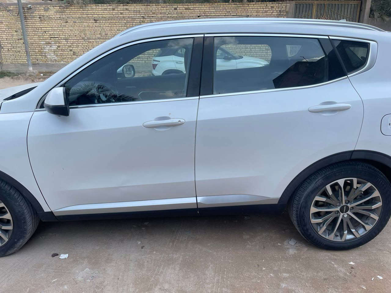 السلام عليكم 
هافال h6 2021
فول مواصفات محرك 2.0t
بيها بارد خشم جاملق امامي فقط والباقي كفاله
رقم بغداد تحويل مباشر 
سياره جاهزه للبيع فقط السعر 140$ وبيها مجال
0 771 721 7739 الزبير, البصرة
