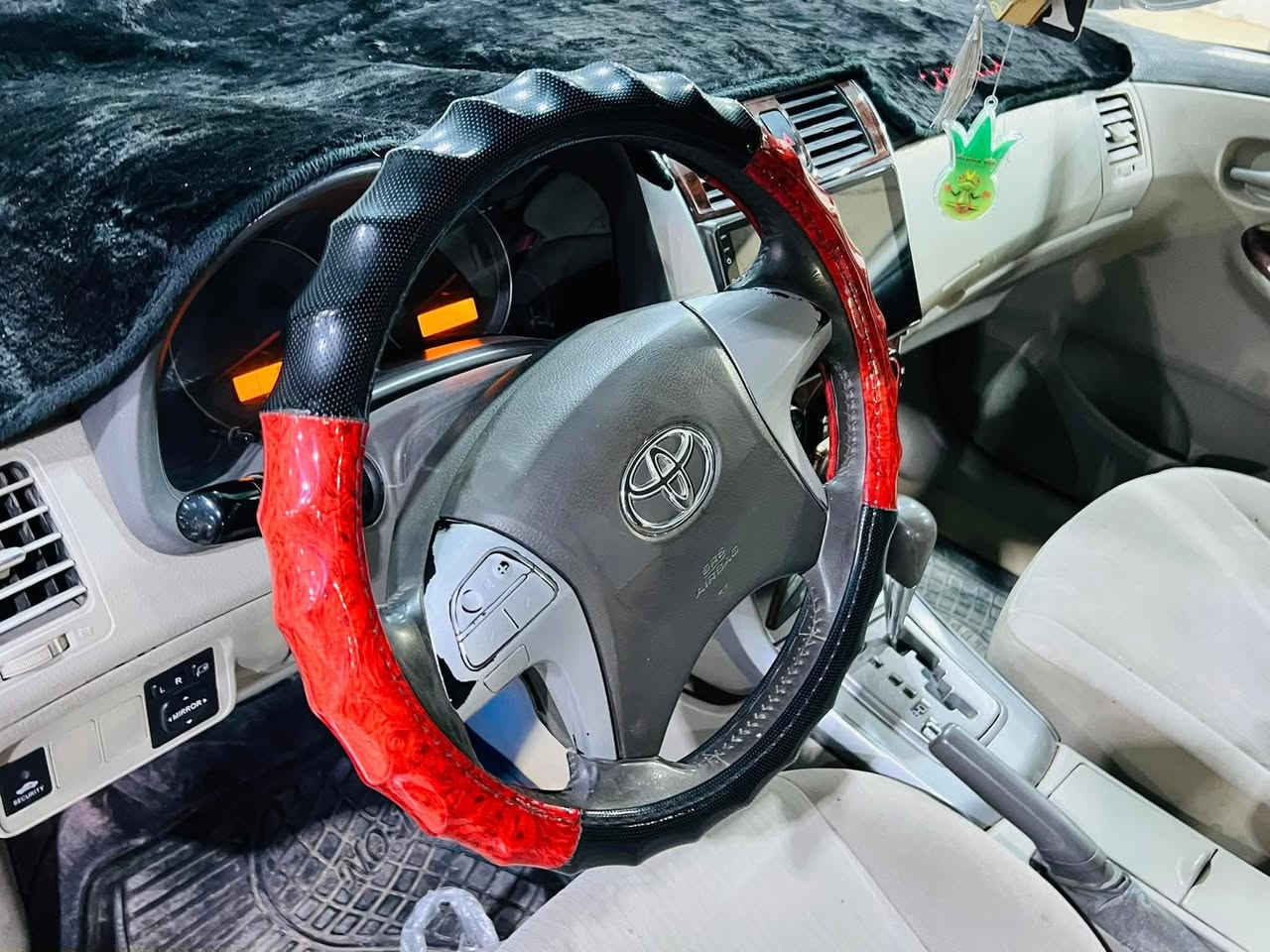 السلام عليكم 
للبيع 
سعر مناسب
تويوتا كورلا 
موديل 2009
خليجي 
سياره جاهزه 
حلوه 
رقم بغداد
تحويل مباشر 
للاستفسار ع رقم صاحب السياره 
***********
