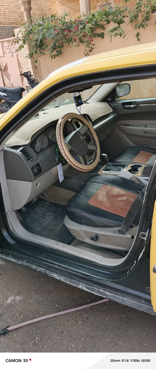 سلام عليكم اوبامه عشره اصل محرك وكير حاويه ستوني شادهن وعربانه وحداديه كله جديد رقم انبار مشروع وطني سياره مصفره و جاهزه كبل تطلع لشغل خط كوت بغداد ***********
