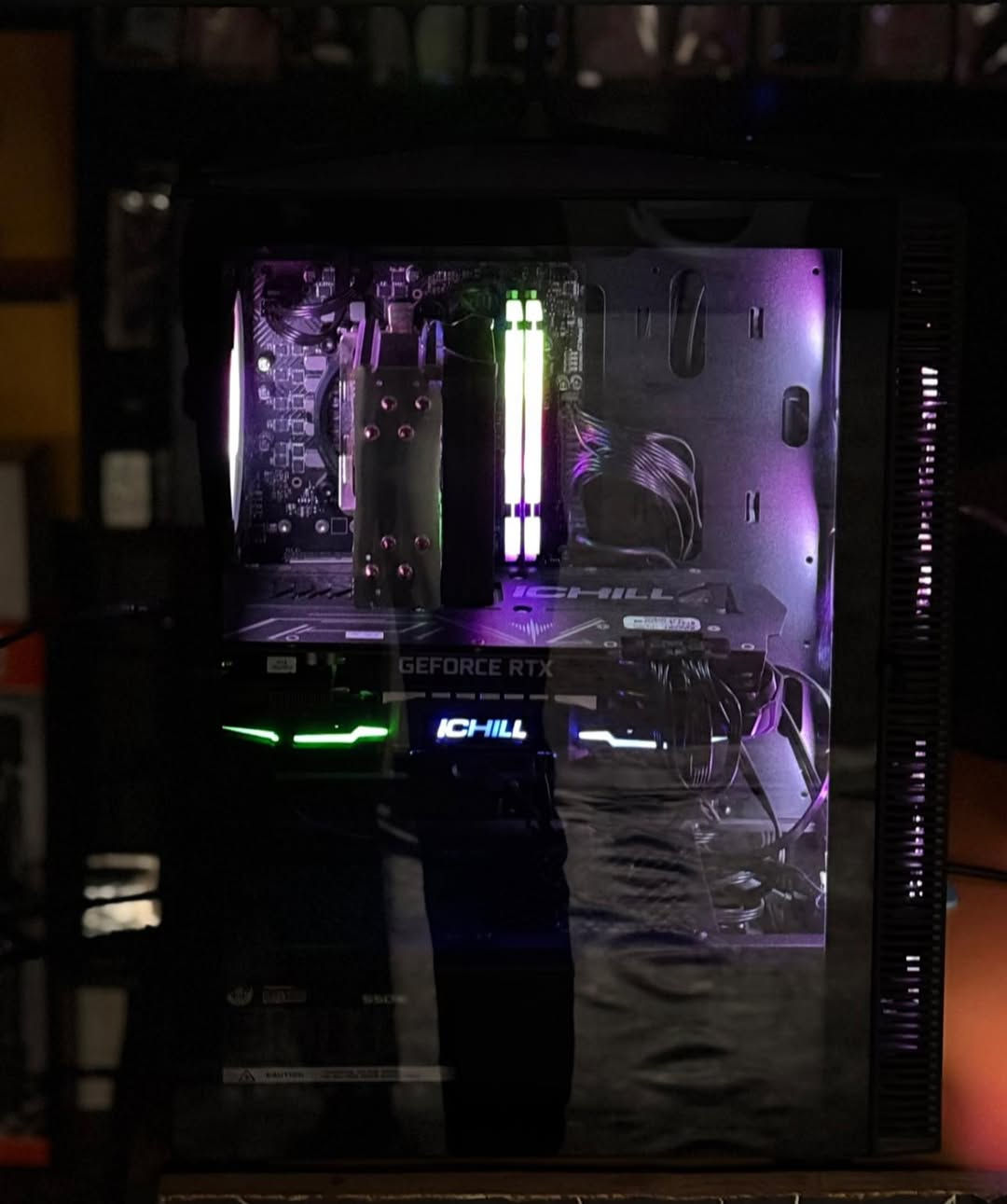 تجميعة 850 الف دينار
Core i5-14400F
RTX 2060 Super 8GB
RAM 16GB 3200MHz mass rgb
SSD Kingston | 240GB
HDD | 1TB segate
M.b H610M gigabyte
P . S 550W mass
Case Mass


**إذا كنت صاحب هذا الإعلان وتريد حذفه لأي سبب، رجاءا أرسل رسالة إلى الدعم الفني**