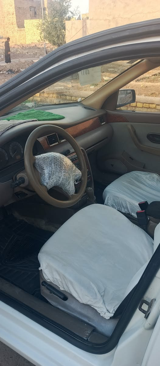 سمند موديل 11 مكينه كير مكفولات تبريد شغال السياره شوف العين بيهى تعمير مكان السياره ميسان سنويه لسبعه او عشرين سعر 38 بيهى مجال ستفسار ***********
