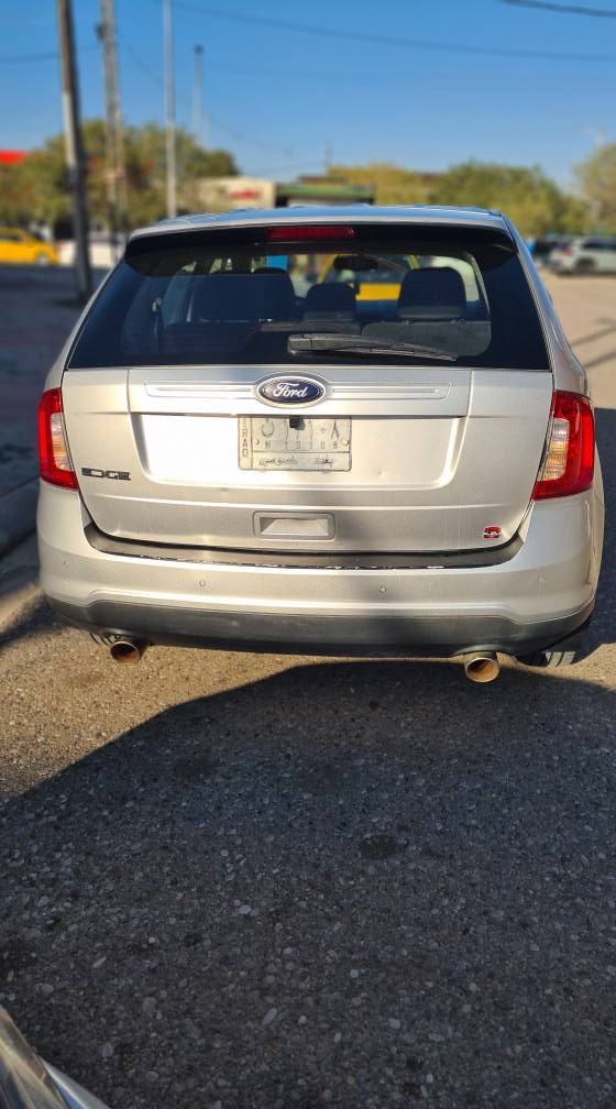 فورد ايدج 2013 فئة se للبيع 
السعر 100،   رقم بغداد مكاني كركوك باسمي 
محرك 3.5 تنفس طبيعي 6 سلندر 
السيارة ماشية 155 ميل او 250 كيلو 
كير محرك كهربائيات قانونيات بالشرط، 
السونار موجود 
*********** كركوك, العراق
