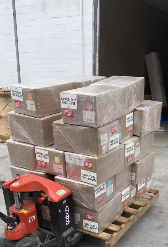 نقليات كركوك البيرق لي نقل بين المحافظات ذهابا وايابا تواصل واتساب*********** مع خدمت توصيل  طلبات سريعة محافظات بيرق2 ***********. نقل  اثاب. بضائع منازل سلع تحويل ونقل البيوت داخل وخارج وحسب الضاوابط. العنوان سايدين عرفة عمل شعبي مقابيل اسواق زانا
