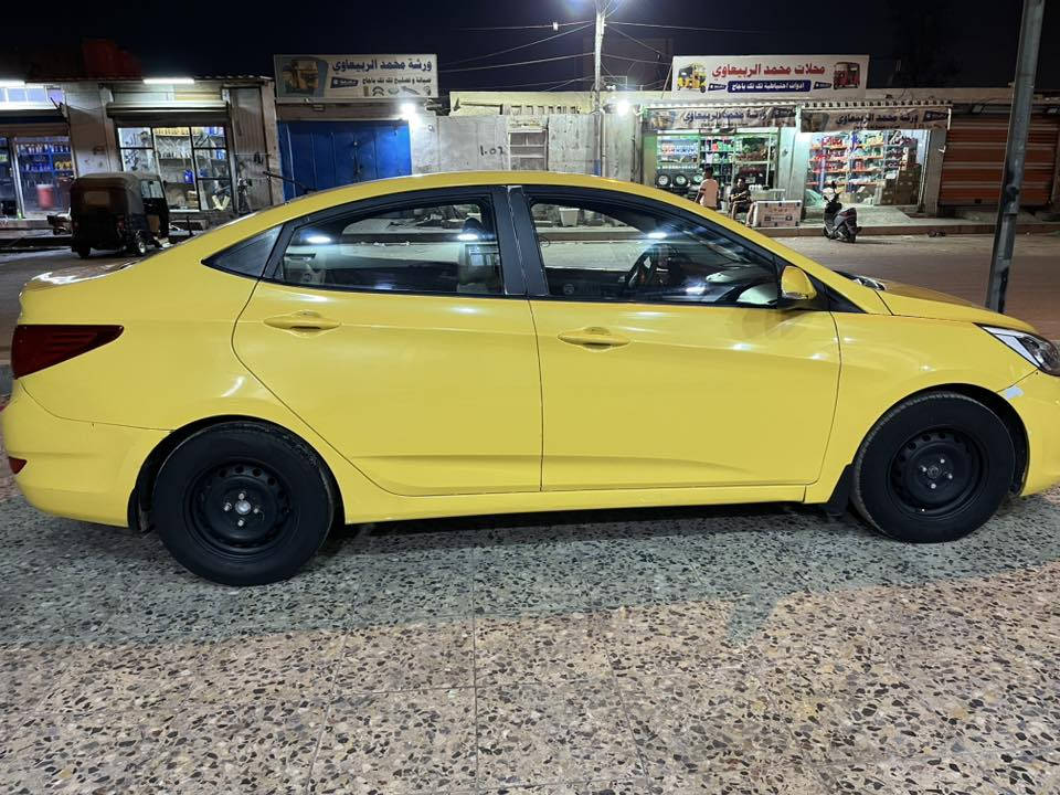 سلام عليكم اكسنت 2016 خليجي بدون حادث محرك 1600 دوش
السعر 93 

***********
