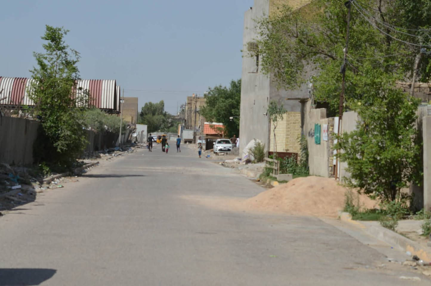 السلام عليكم مرخصةمديرالاكروب المحترم قطعه زراعي ٨٠متر ثنين وحده منهن ركن على ٣شوارع وجه5 نزال 16البيع حي السلام الكماليه شارع المستشفى الفضيلية   اول فرع الاول يبعد عن المستشفى عبرة شارع خدمات كامله مجاري وتبليط مقرنص كهرباء انترنيت ضوئي مولده ذهبي للاستفسار مستعجل على بيعته رجان جيك سعار المنطقه وتعال وبل خدمه سعر ٣٧  ***********
@إشارة
