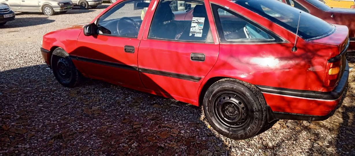 سلام عليكم فكترا جنطه حجم 20 سنويا ابيض محرك كير شرط تحويل   بيدون صبخ سعر 27 مجال
***********

***********
