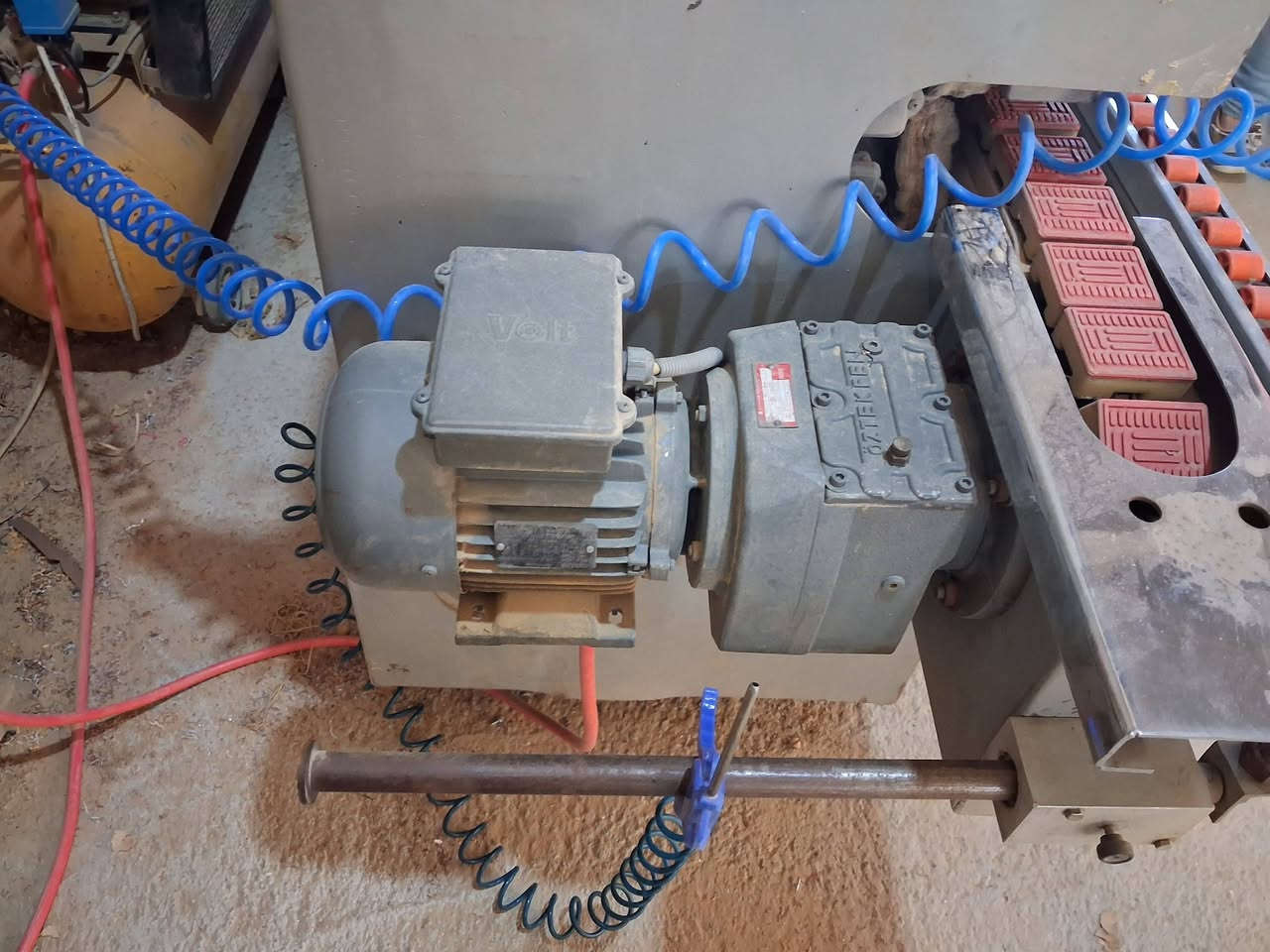 للبيع شريطية 3مراحل للاستفسار
الاتصال***********
