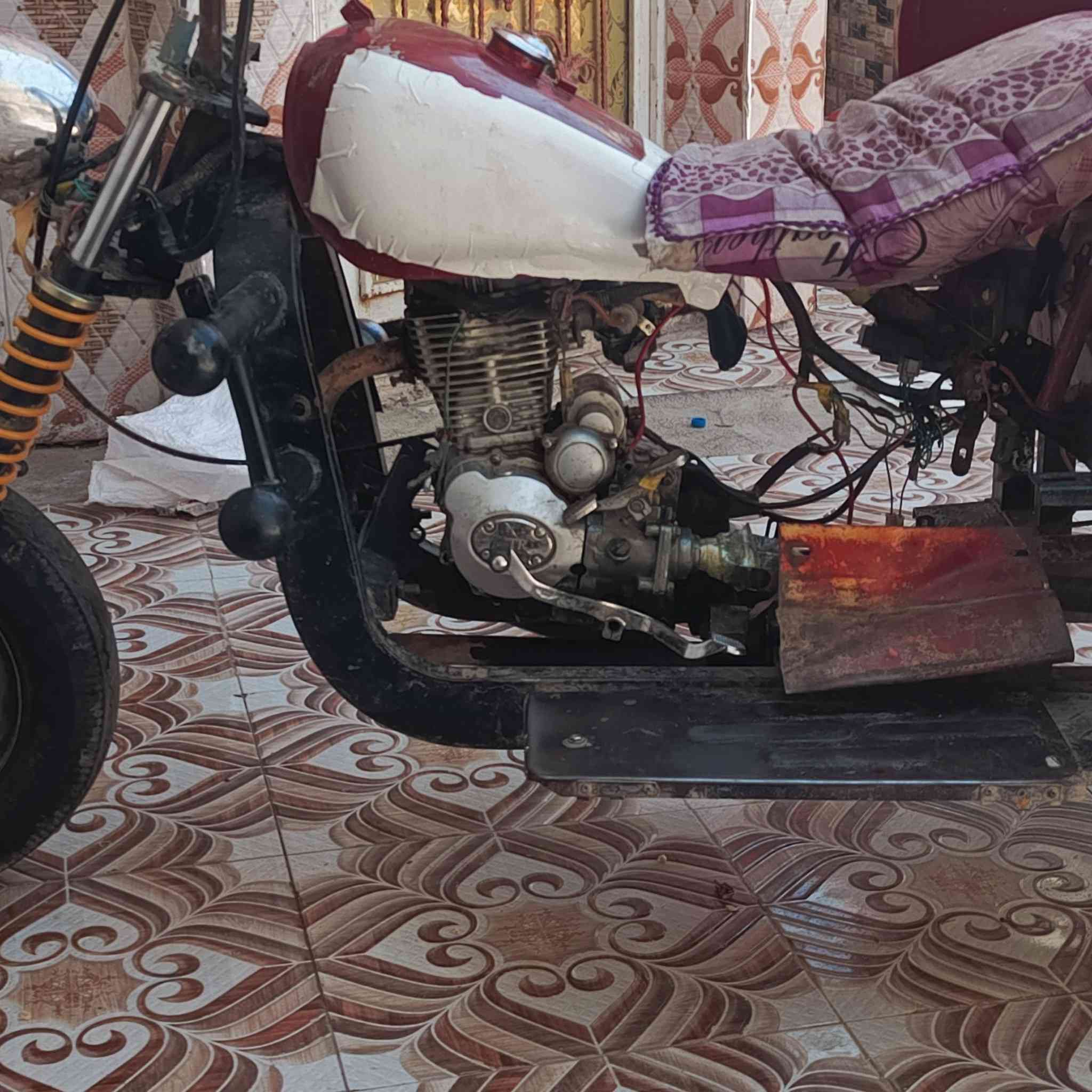 السلام عليكم ستوته للبيع ستوته جاهزه كهربائيات. ***********
