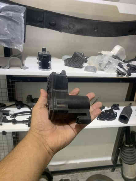 السلام عليكم 
تسلا الليث EV-Tech
يتوفر لدينا
اجزاء الصدر موديل x y 3 s
اجزاء البدي موديل 3 y x s
اكسسوارات خارجيه وداخليه 
تسلا الليث نوفر لكم الافضل والانسب 
بغداد الدوره الاثوريين 
***********
***********
يوجد توصيل كافه المحافضات
