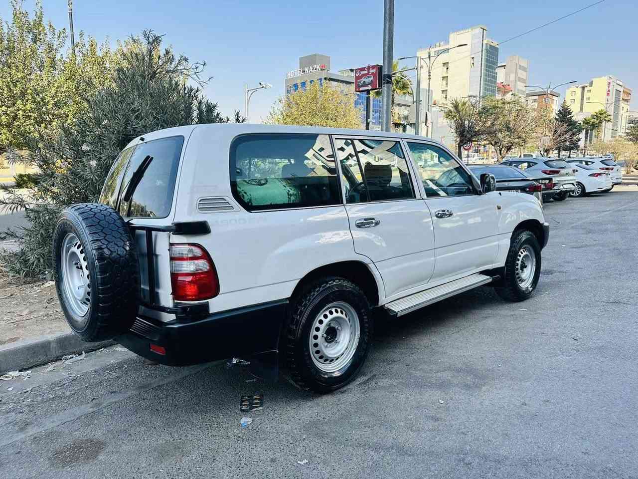 مۆنیکا ۲۰۰۱ ئاڕم پلاستیکی سلێمانی پێش تە بە ڵە و سپێر لە کۆل گێڕ عادی سە لاجە و ٤ جام کا رە با ئاوێنە کارە با داشبوڵ بە رز ٤ تایە ی تازە ویل عادی تبرید مە رکە زی گێڕومە کینە و ئە کسل و دە بڵ ئە کسل تە قە و ڕە قە بە شە رت بێ نوخسانی  ۱ دینار مە سرە فی تیانیە  ۲ پارچە بۆیاخ ۲ دە رگای سە کن بێدەعم لەسەرساخی پشت و پێشی    کە پسە زۆر کە م ڕۆشتووە نرخی 118گەڵاو معامەلەیەکی کەم سەیارەکە ماڵی دۆستە لەسلێمانیم
*********** السليمانية, العراق
