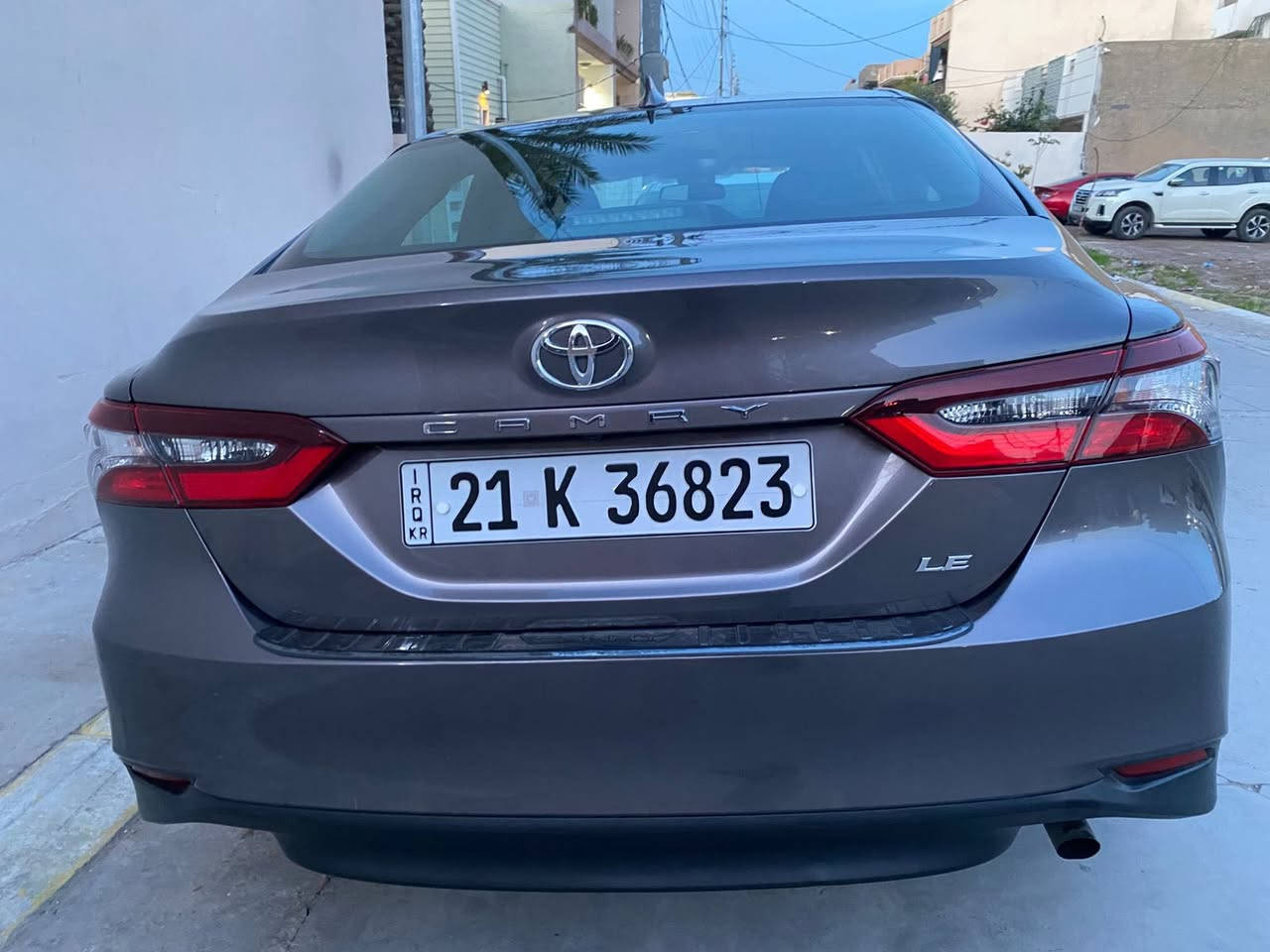 سلام عليكم 
للبيع تيوتا كامري 2021 Le
سياره ضرره جامرلغ مصبوغ و باب مبدل بلاد و سوناره مرفق بالمنشور سياره جاهزه و كامله مابيه اي نقص حجر بيئه و رادار كله بشرط وكاله كير و مكينه مكفوله من الفتح و التبديل بأسمي تريد تحويل او وكاله حاضر ماشيه 59 الف ميل 
مكان السياره ديالى خانقين او بغداد السيديه
***********
